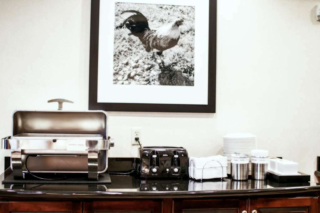 Hotel Hampton London-north, Ky 3*