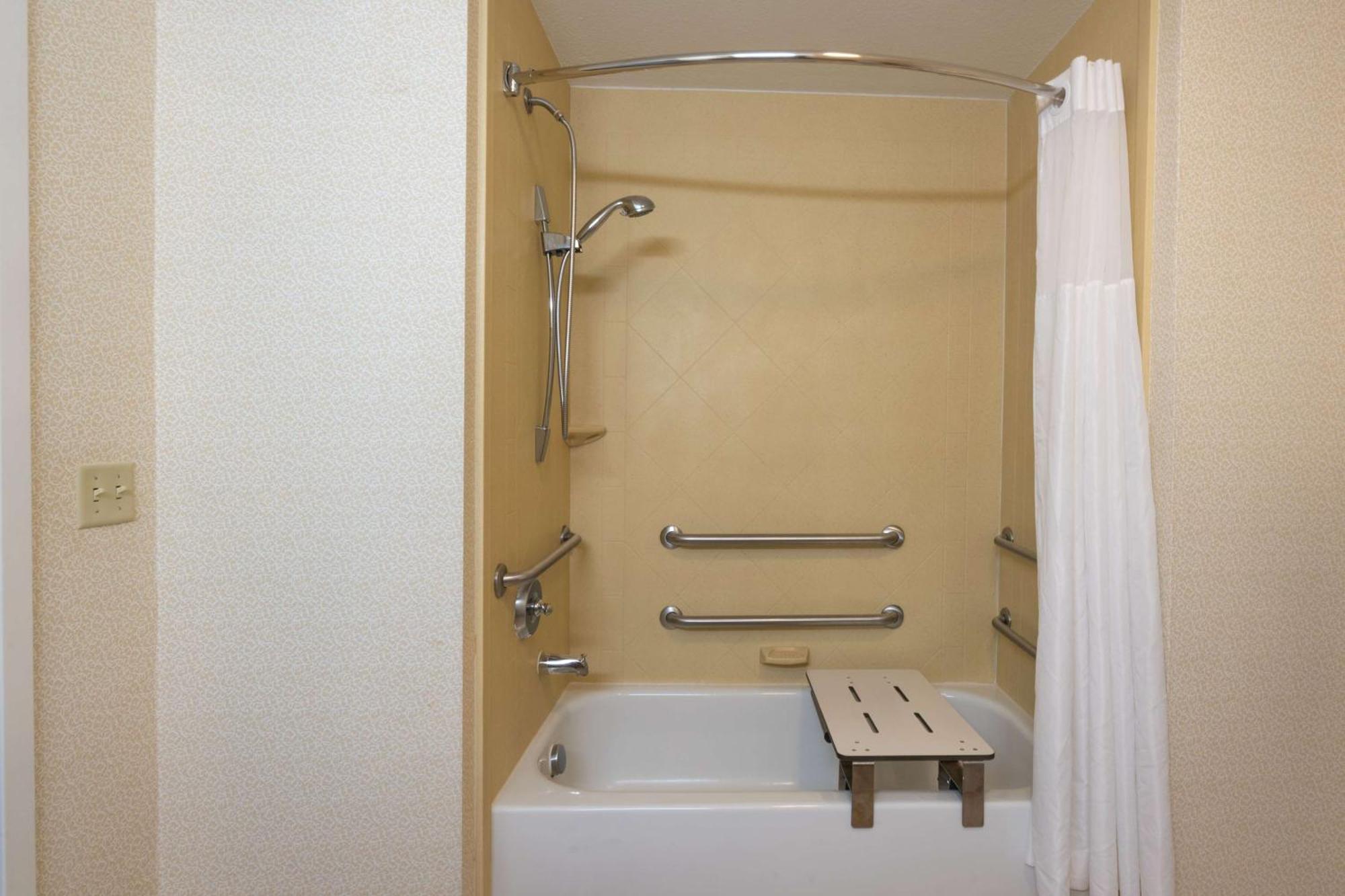 Hampton London-north, Ky Hotel 3*